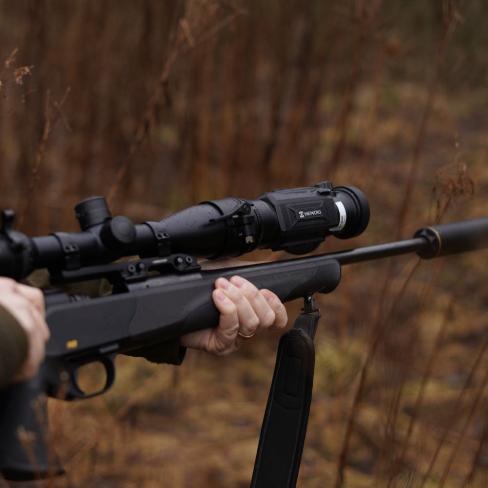 Hikmicro | Thunder 2.0 TE19C Smart Thermal Clip-On w/ Free Scope Adaptor (40A, 50A, 56A, or 62A) - 2.5x 19mm 35mK 256x192px 12µm